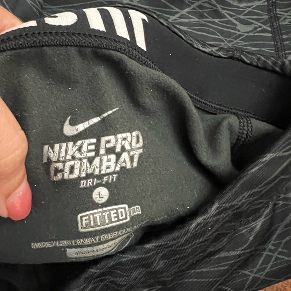 Nike Pro Combat Dri-Fit Compression Leggings Women’s Large – Black Gray Print - Picture 2 of 4